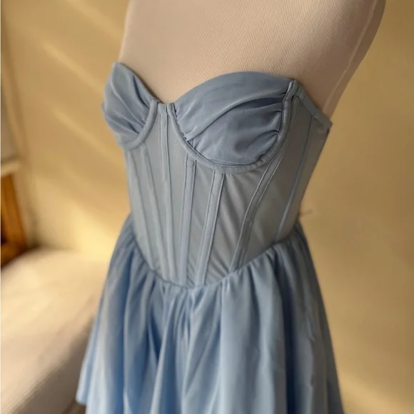 New! BARDOT Cinderella Hart corset mini dress - Picture 7 of 11